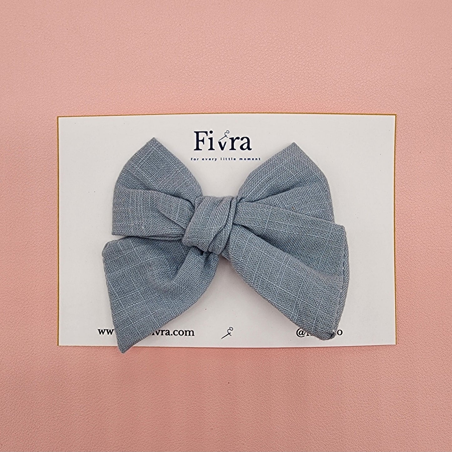 medium hair bow - Alligator clip - dusty blue