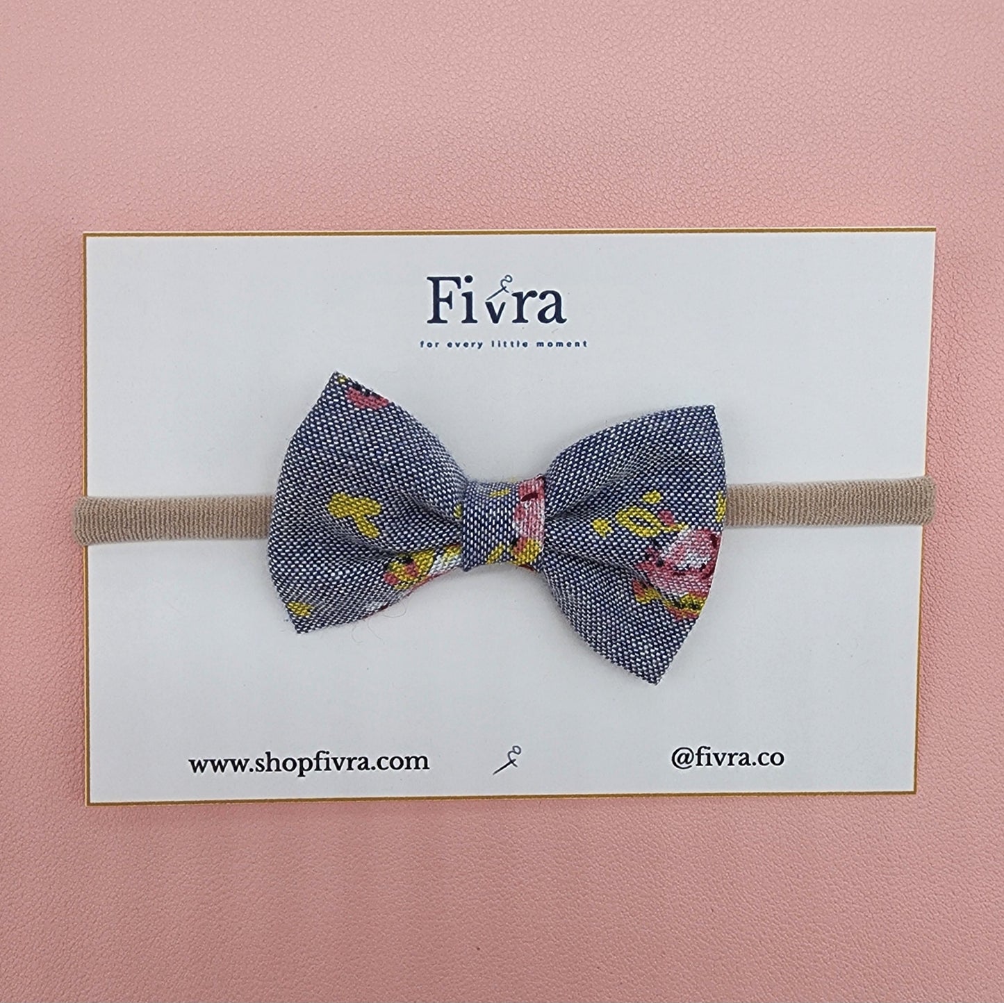 Small hair bow - Nylon headband - Denim flowers