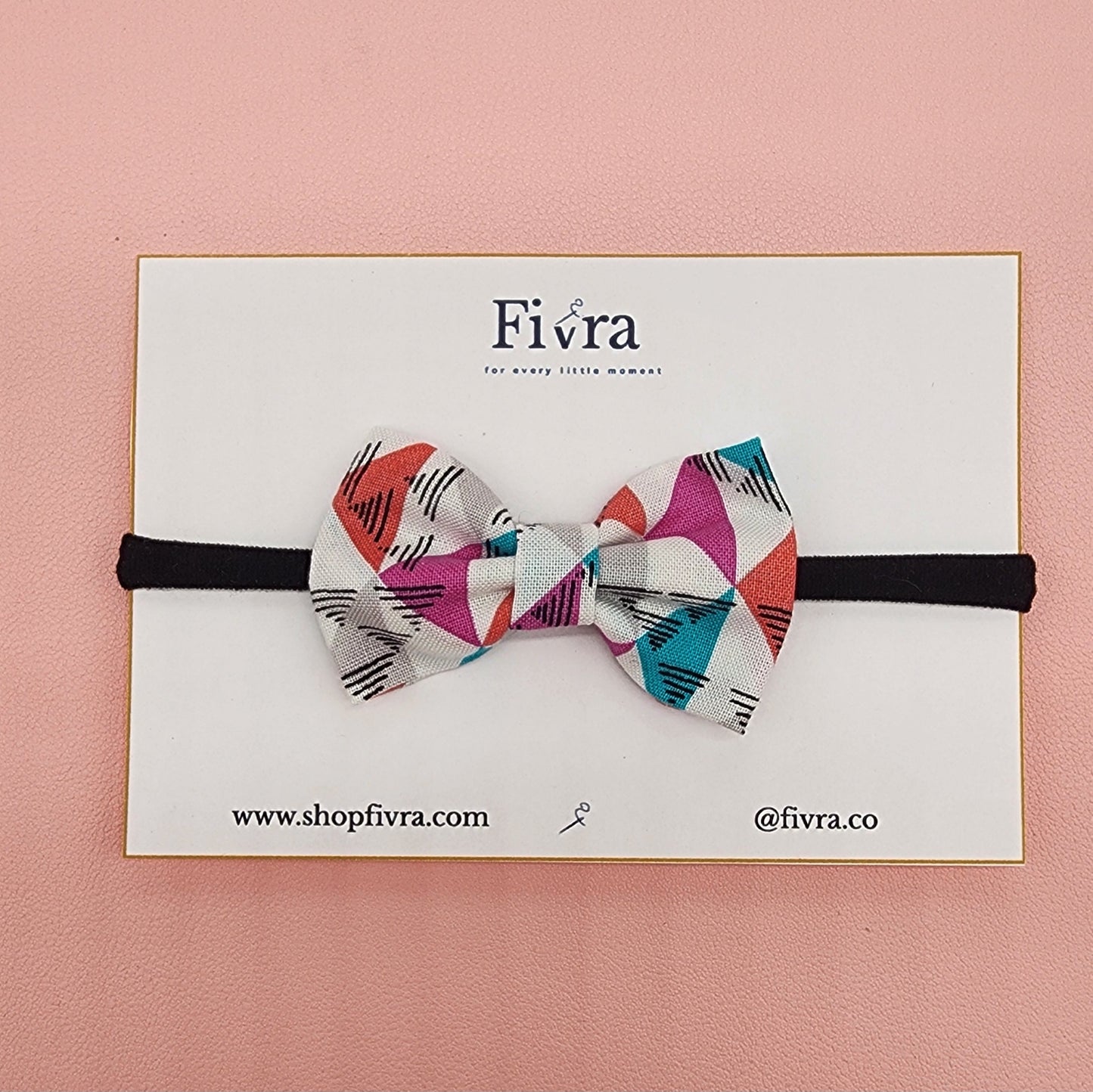 Small hair bow - Nylon headband -Geometric colors
