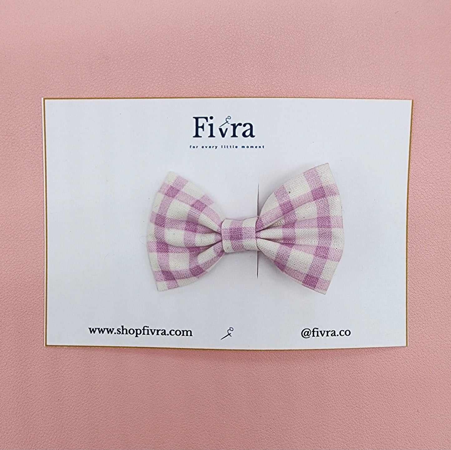 Small hair bow - Nylon headband or clip - Pink plaid