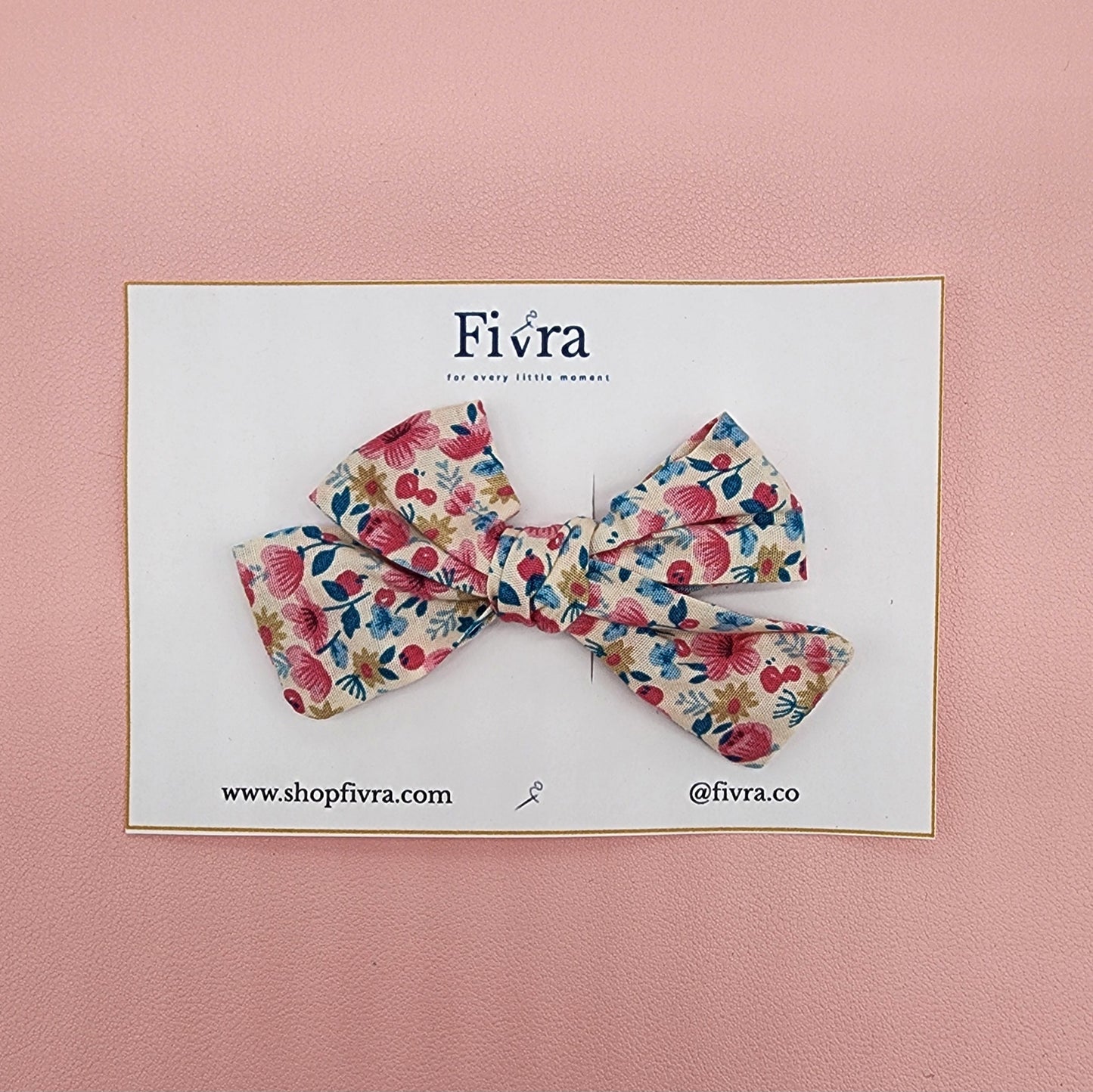 Small hair bow - Alligator clip - Flowers