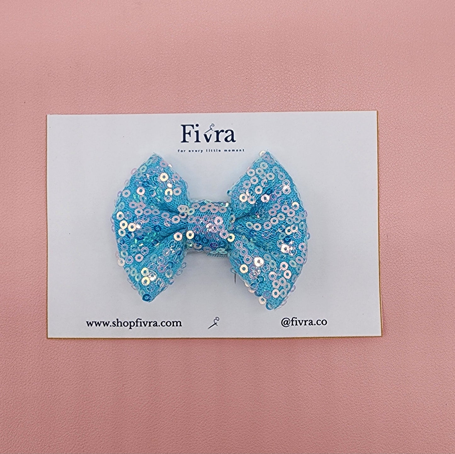 Small sequin bow - clip - Light blue