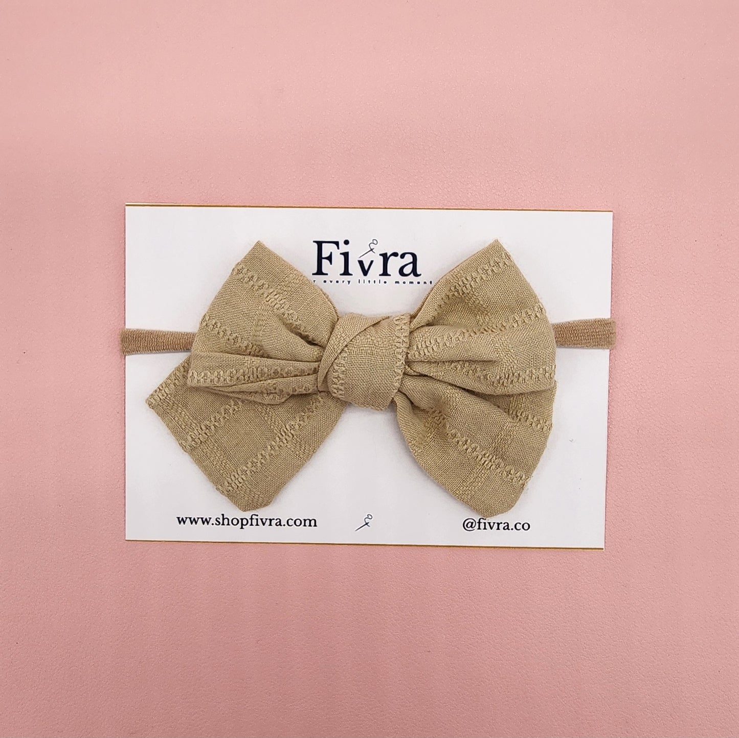 Small, medium hair bow - Nylon headband - Beige