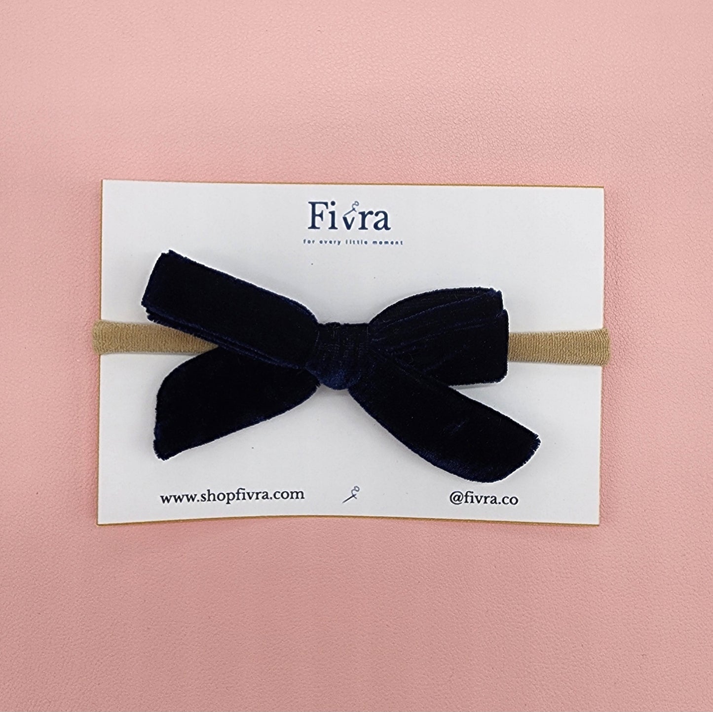 Medium hair bow - Nylon headband - Navy Velvet