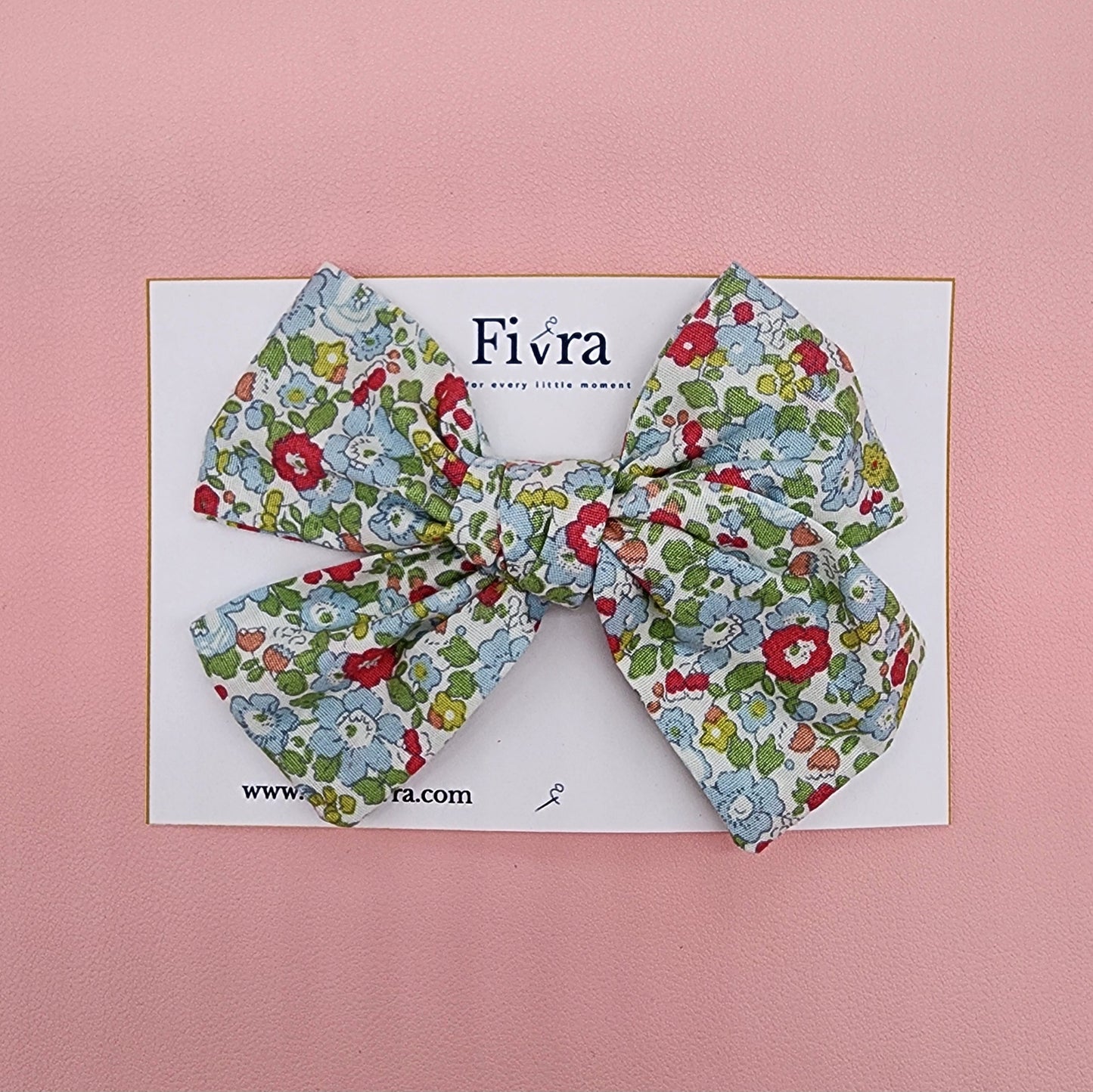 Large hair bow - Alligator clip - Green flowers