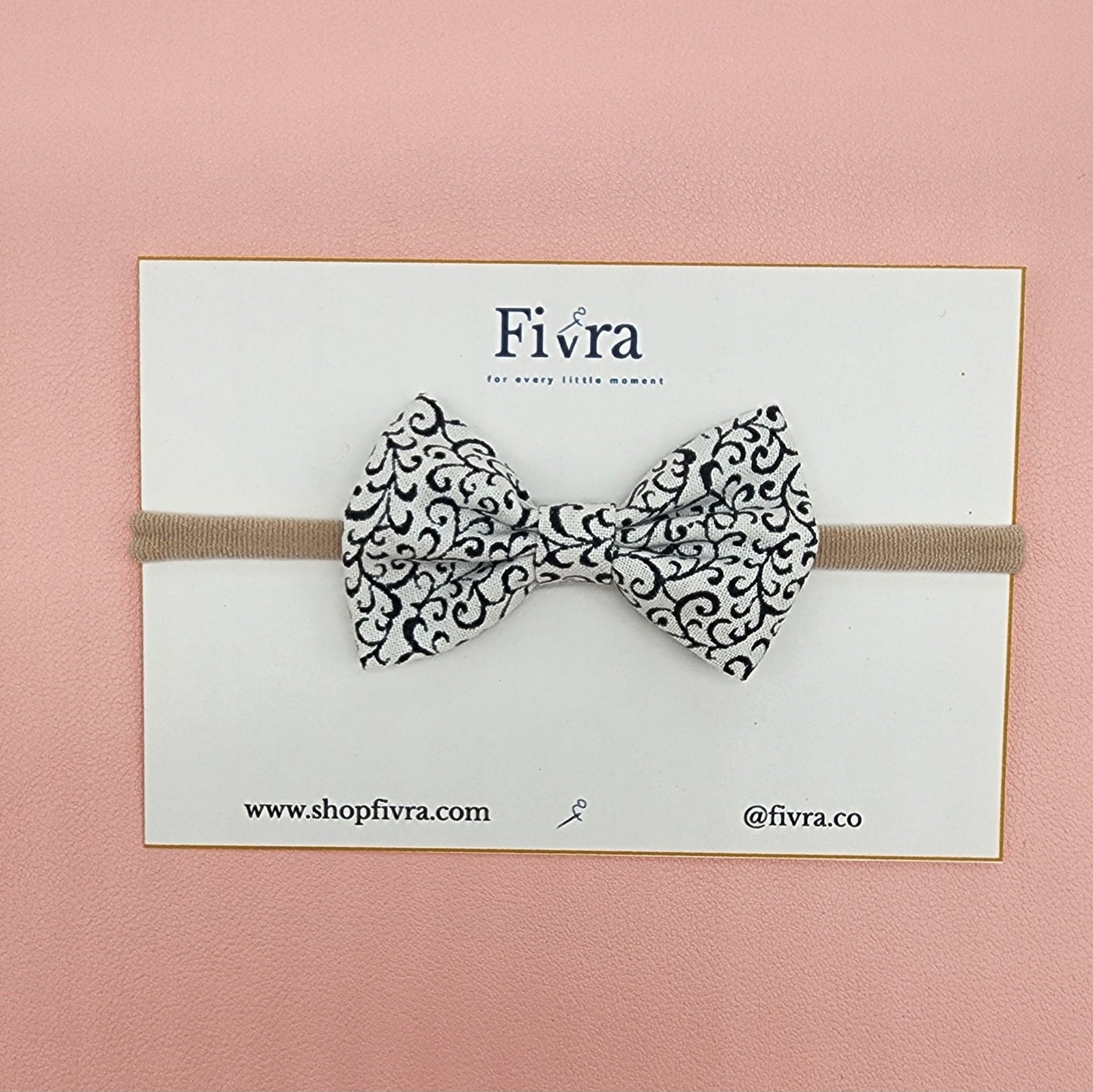 Small hair bow - Nylon headband - Black Varieties