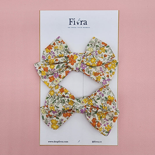 Small hair bow - pair of bows- Yellow flowers